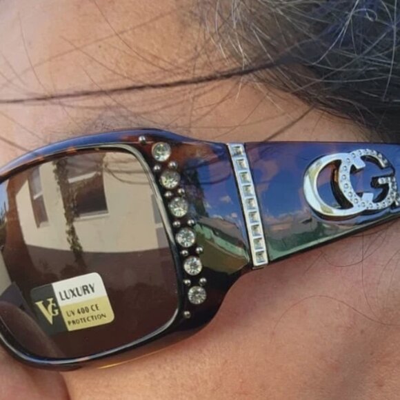 VG DESIGNER WOMEN’S SUNGLASSES BROWN RHINESTONE UV400 LUXURY EYEWEAR PROTECTION - Picture 4 of 7
